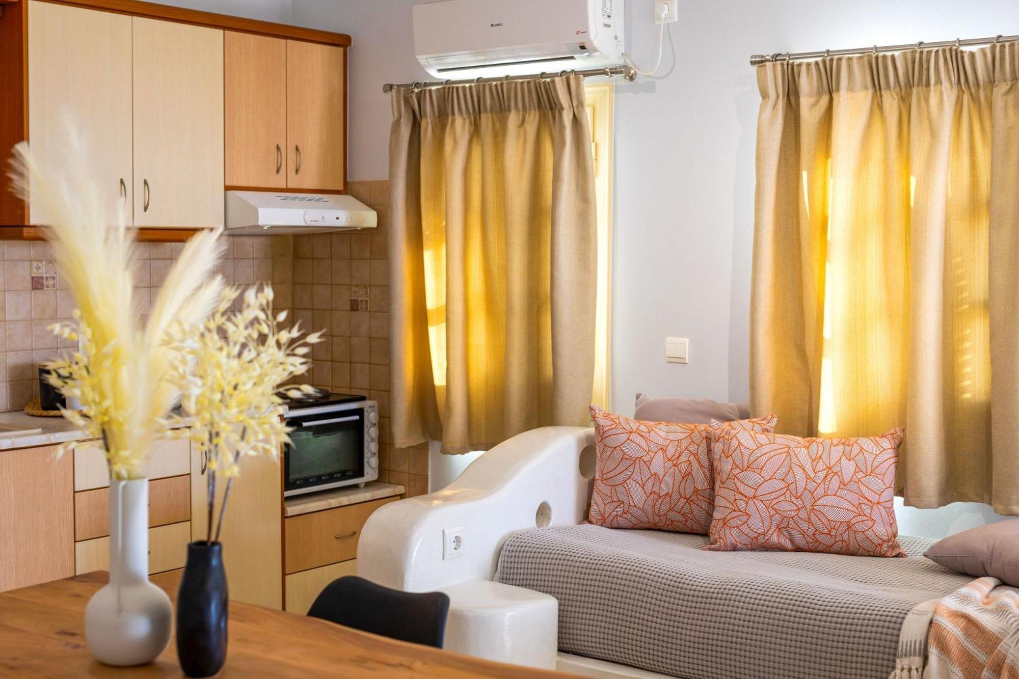 Sahara Beach Apartments - Kastraki Kastrákion Buitenkant foto
